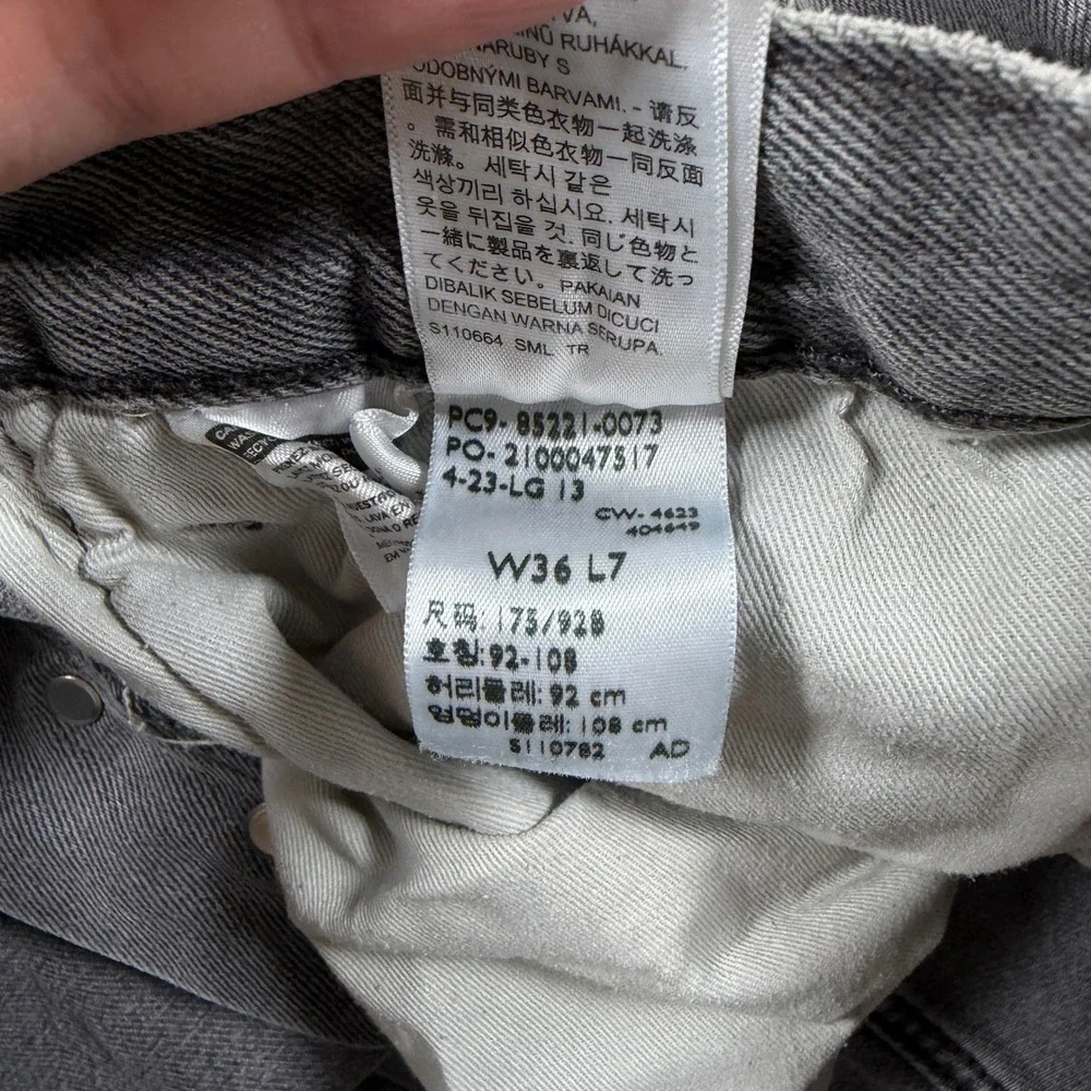 Levis Premium 501 93' Denim Shorts Mens 36 Grey Cut Off Raw Hem Button Fly